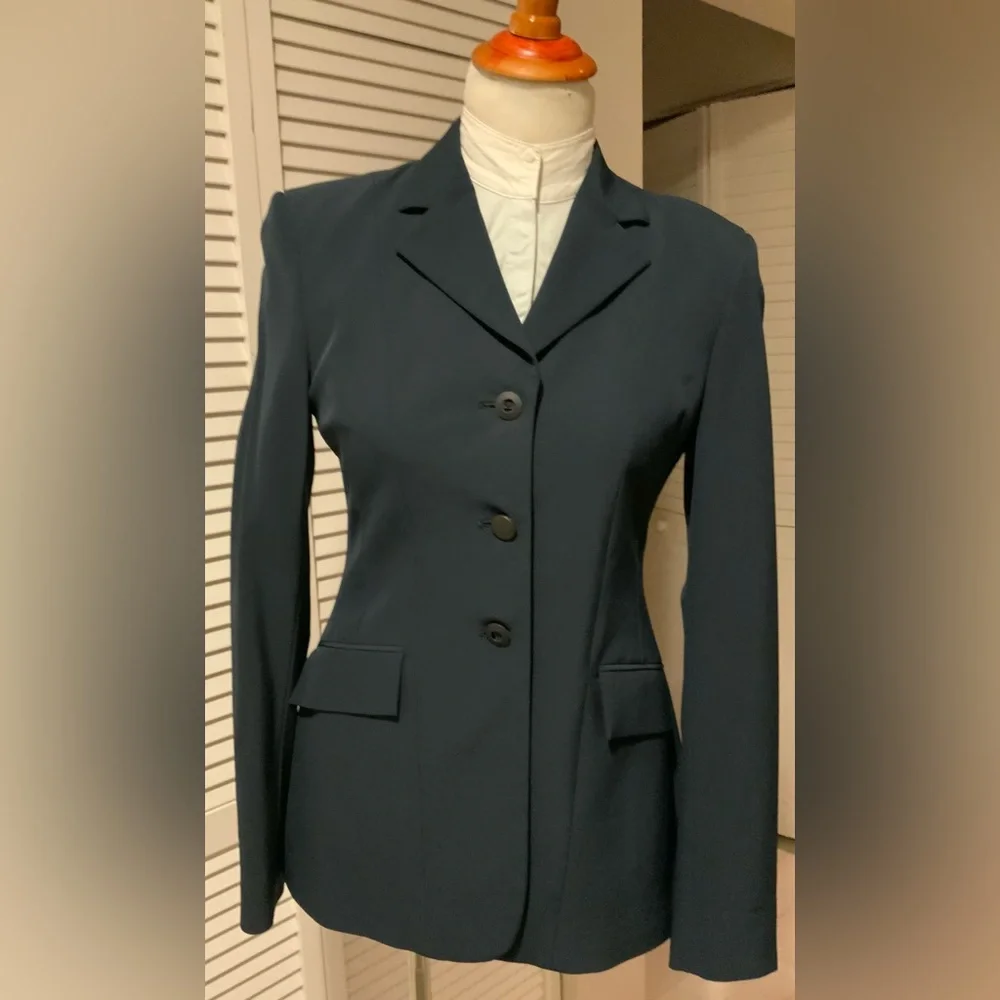 Pikeur Sports Short-Sleeve Show Shirt Light Blue w/ White Collar Size 38(US 6–8) - Picture 6 of 8